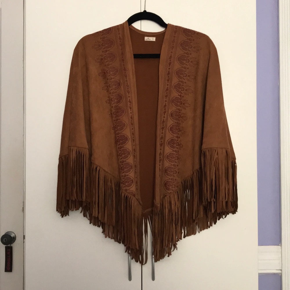 Hollister vegan suede poncho🙊